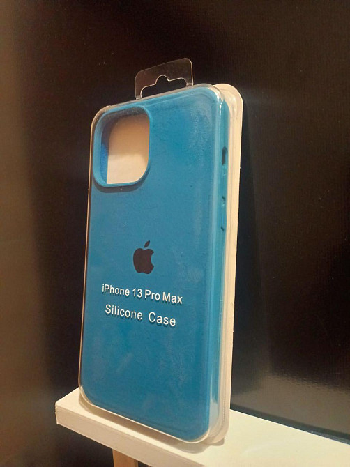 Силіконовий чохол для iPhone 13 Pro Max, яскраво-блакитний — сумісний з MagSafe Київ - фото 1