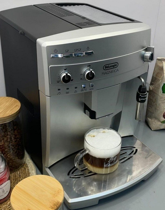 Кавомашина Delonghi Magnifica. Київ - фото 4