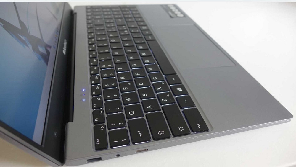 Microtech CoreBook R5 15.6 IPS FHD Ryzen 5 8 256gb НОВЫЙ АКБ ОБСЛУЖЕН !!! Киев - изображение 2