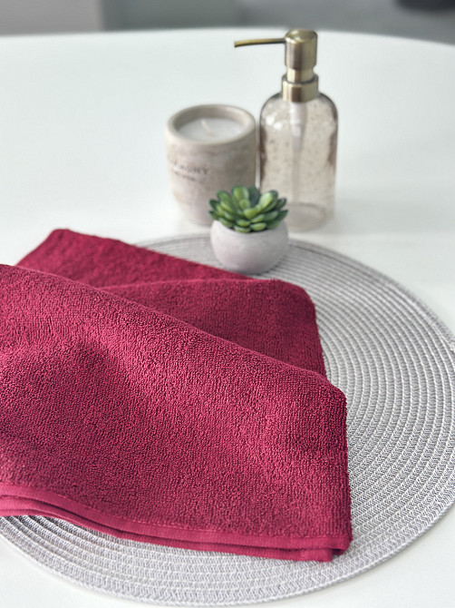 Полотенце однотонное Ideal Textile 50х90 см 400 г/м2 (56860914) Бордовий Черновцы - изображение 7