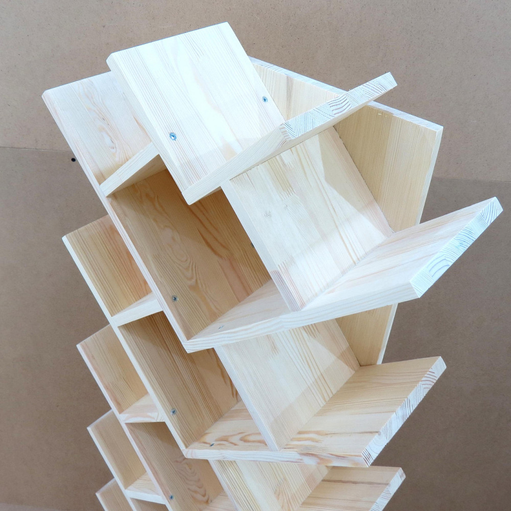 Книжный стеллаж 