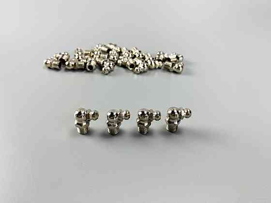 Маслянка М8x1 кутова 900 Мукачево