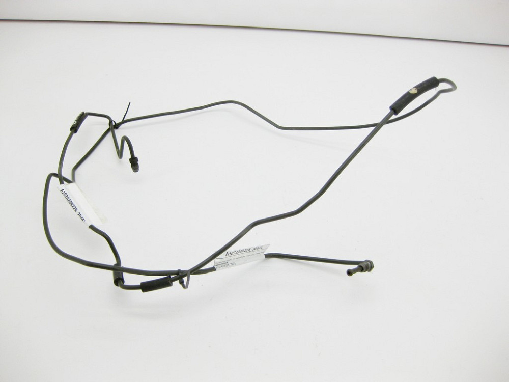 Mercedes-Benz  A1074209228_204FL Гальмівна трубка від гідроблоку до супорта переднього лівого колеса C-Class W204 Одесса - изображение 2