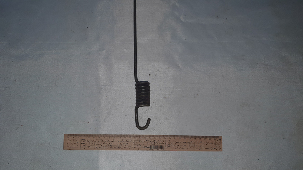 Пружина растяжения 29.6х50/520х6.5 мм. СССР. Харьков - изображение 2