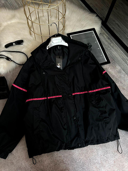 Женская ветровка оверсайз с двойным капюшоном плащевка эмми Черный 2, 42/46 Одесса - изображение 4