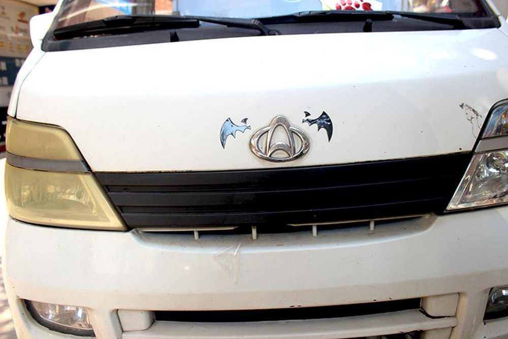 Випукла Наклейка на авто крила кажана Київ - фото 3