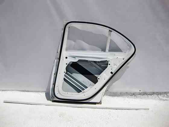 Mercedes-Benz  A2137300205 Двері задні права E-Class W213 Одеса