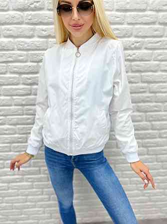 Жіноча вітровка з щільної плащівки "Leland" оптом | Розпродаж моделі Білий, 46-48 Київ