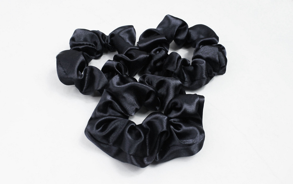 Атласна гумка для волосся Чорний Харків - фото 1
