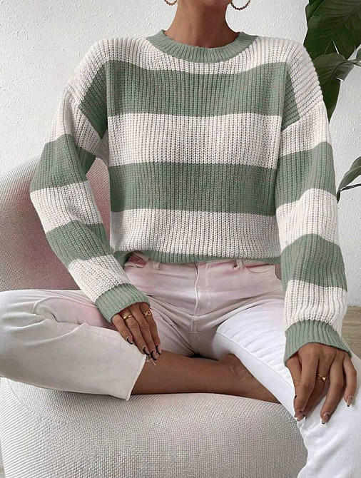 Женский повседневный базовый свитер ¦акрил/шерсть бело-оливковый Одесса - изображение 2