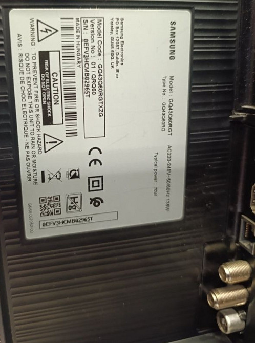 Телевизор Samsung 43