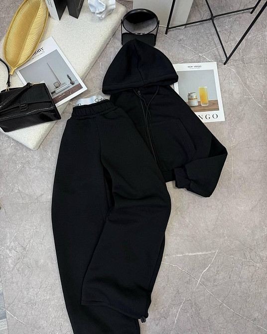 Женский утепленный прогулочный костюм двойка в спортивном стиле трехнить на флисе Одесса - изображение 1