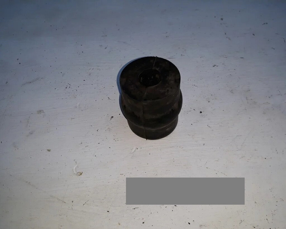 Втулка стабилизатора ГАЗ-24, ГАЗ-21, ГАЗ-31, ГАЗ-12, ГАЗ-13 Харьков - изображение 1