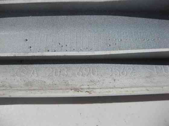 Mercedes-Benz  A2036903562 Молдинг лівих дверей без хрому C-Class Sportcoupe С203 Одеса