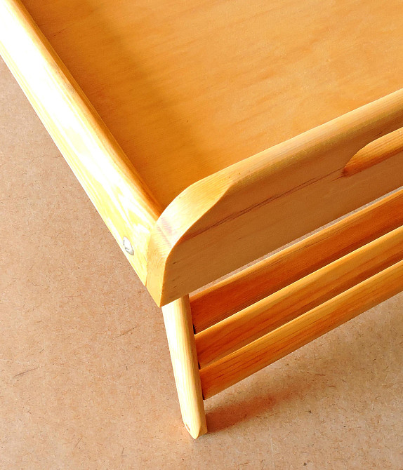 Столик-поднос для завтрака 