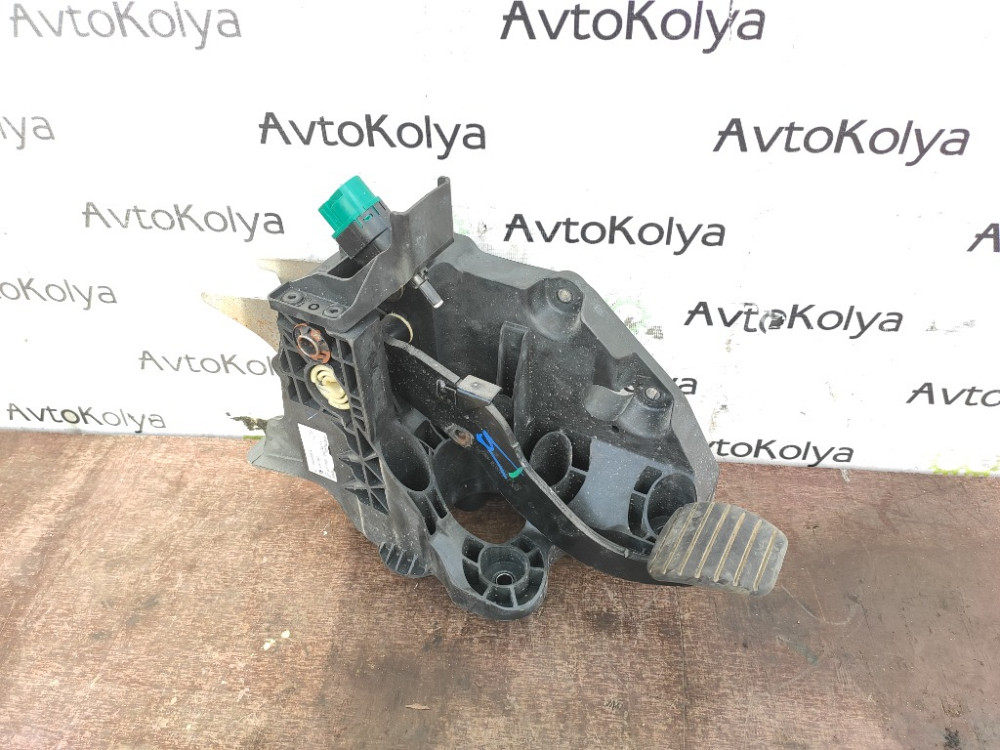 Педаль гальма Renault Trafic III 2014-2021 (465018560R) Ковель - фото 1