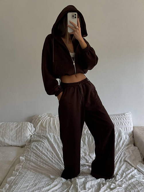 Женский базовый костюм двойка: кофта и брюки замша Шоколад Одесса - изображение 2