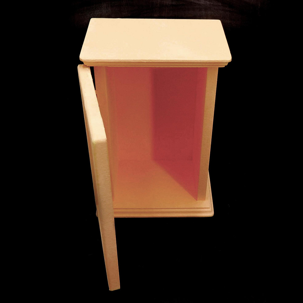 Настенный шкафчик для медикаментов 