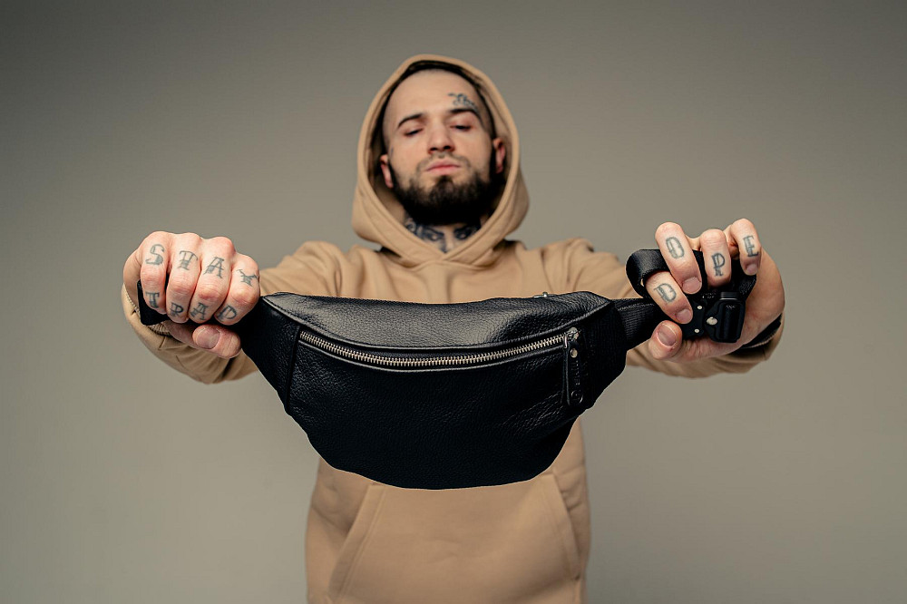 Бананка із натуральної шкіри, шкіряна сумка на пояс SKILL Lodka (Чорна) Суми - фото 3