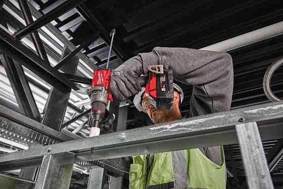 Дрель-шуруповерт аккумуляторный MILWAUKEE, M18 FDD3-402C, 158Нм (+ зарядное устройство, 2 аккумулятора Х 4Аг, кейс) Одесса