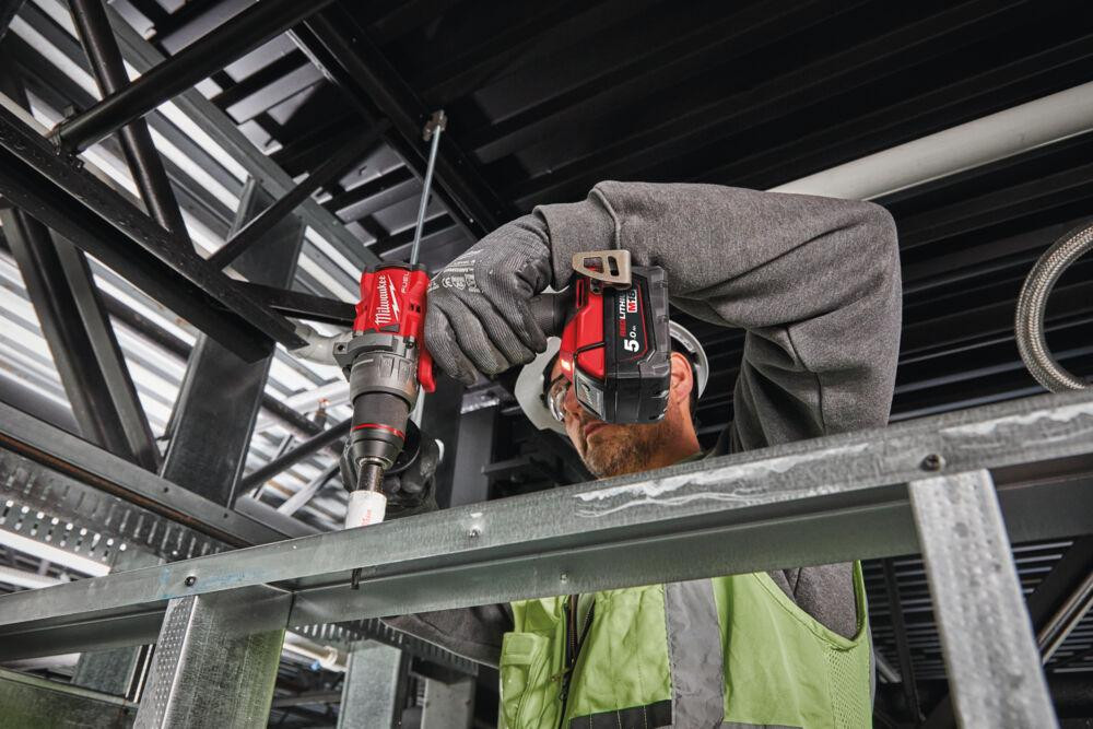 Дрель-шуруповерт аккумуляторный MILWAUKEE, M18 FDD3-402C, 158Нм (+ зарядное устройство, 2 аккумулятора Х 4Аг, кейс) Одесса - изображение 6