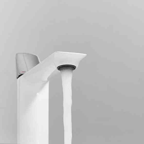 Смеситель для раковины однорычажный, современный кран в ванную комнату WanFan Белый-хром, Латунь Каменец-Подольский