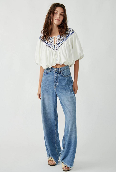 Жіноча романтична вишиванка з об'ємними рукавами-ліхтариками до ліктя Одеса - фото 2