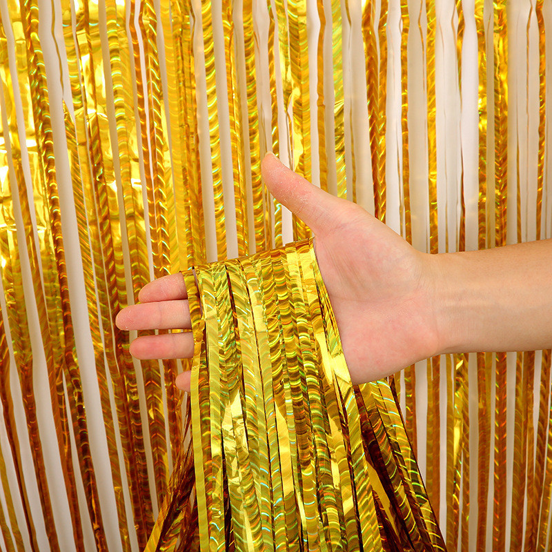 Дождик для фотозоны с блестящей голограммой 2 м на 1 м золотистый Киев - изображение 3