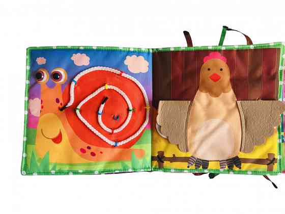 Текстильная развивающая книга для малышей Bambini 