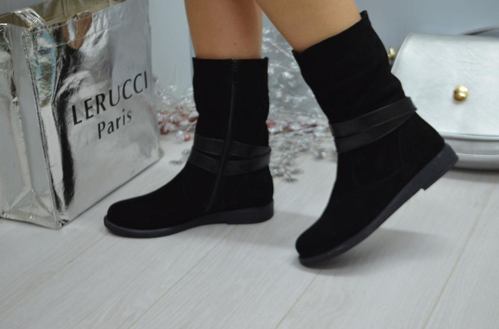 Напівчоботи жіночі ЭММА 01 чорні замша натуральна з хутром висота 21 см обхват 29,5-32 см (2376 Коломыя - изображение 4