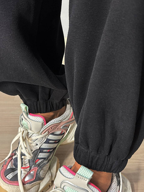 Костюм жіночий A-N 27063 світшот і джогери оверсайз з вишивкою чорний , чорний, S Київ - фото 6