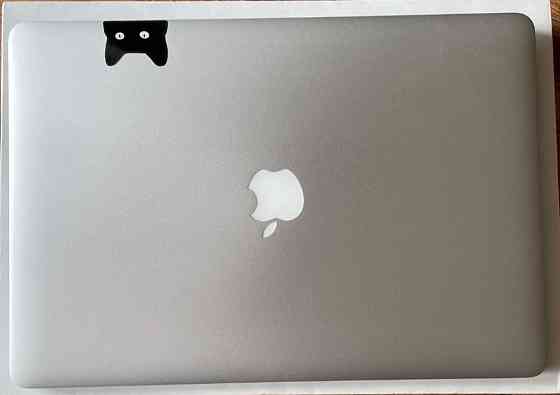 Ноутбук: Apple MacBook Pro 15" Mid (2015) i7 16GB. SSD 512GB. Київ