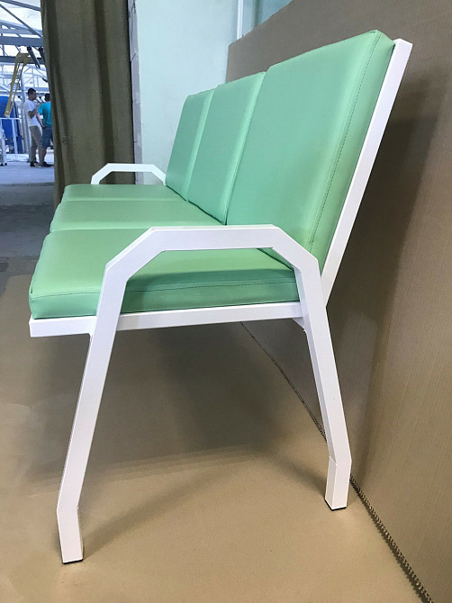 Банкетка медична коридорна зі спинкою АТОН БК-3-СП для медустанов Дніпро - фото 4