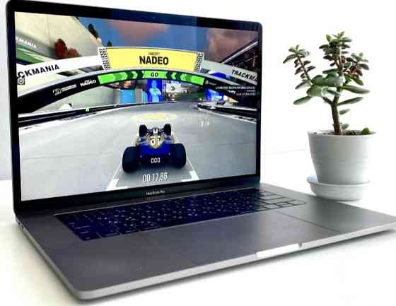 Ноутбук MacBook Pro 15 " Radeon Pro 555 (2018) Retina P3 ,16/256Gb. M2 . Київ