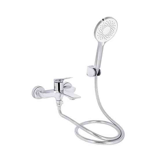 Смеситель для ванны Qtap Vlasta New c душевым гарнитуром QTVLA259CRM45642 Chrome Киев