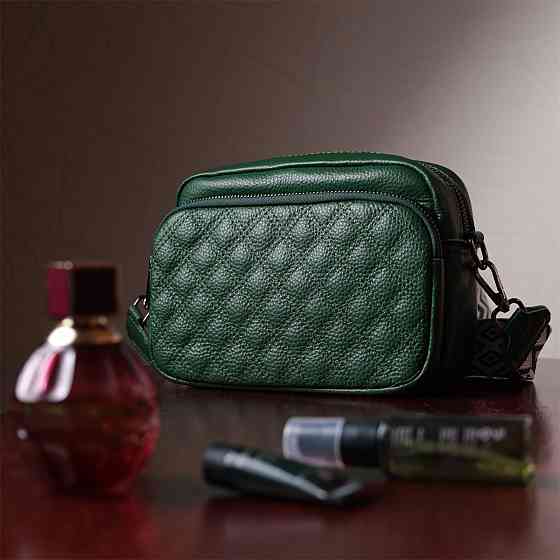 Невелика жіноча сумка прошита ромбами на лицьовій стороні з натуральної шкіри Vintage 22635 Зелена Київ