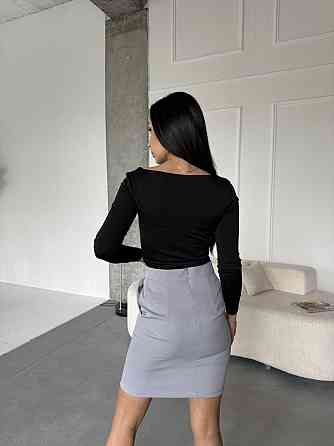 Жіночий базовий джемпер із вирізом мікродайвінг Чорний, 42/44 Одеса