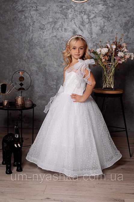 Длинное блестящее белое платье через одно плечо Кривой Рог - изображение 2