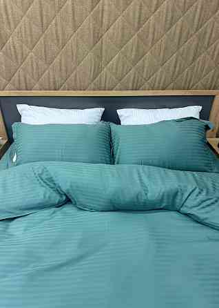Комплект постільної білизни Страйп-сатин Двоспальний 180х220 з простирадлом на резинці Лазурний (88-187) Київ