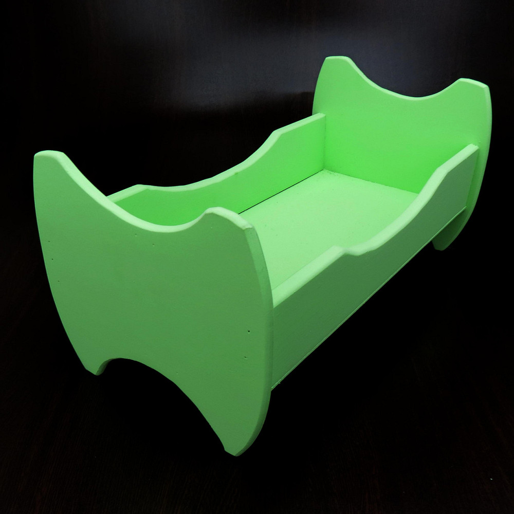 Кровать для кукол 