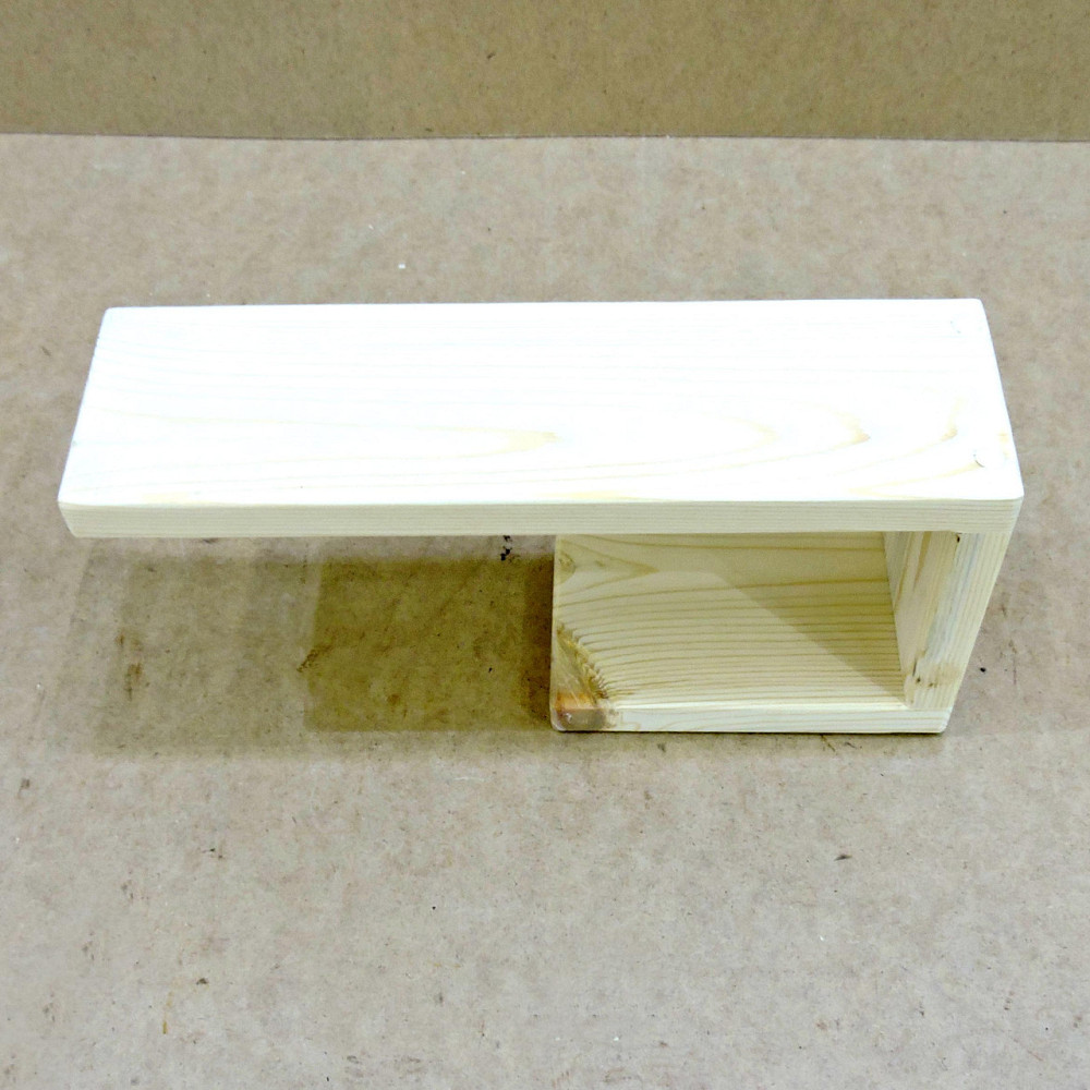 Настенная полка 