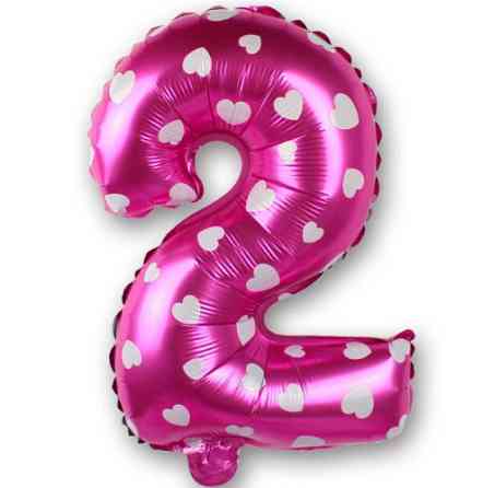 Шарик цифра 2 фольгированная с сердечками 32 дюйма розовый Киев