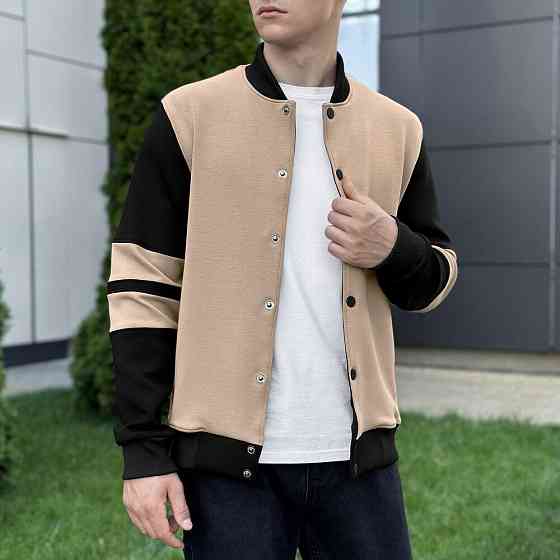 Кремовий чоловічий весно-осінній бомбер на кнопках Pobedov Blast Київ