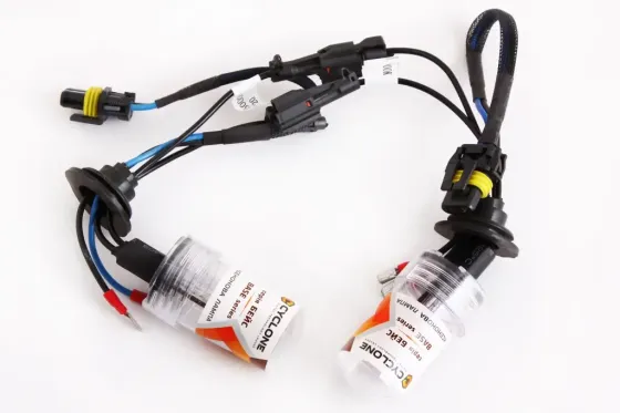 Ксеноновая лампа  H3 AC 5000К Cyclone Base Винница