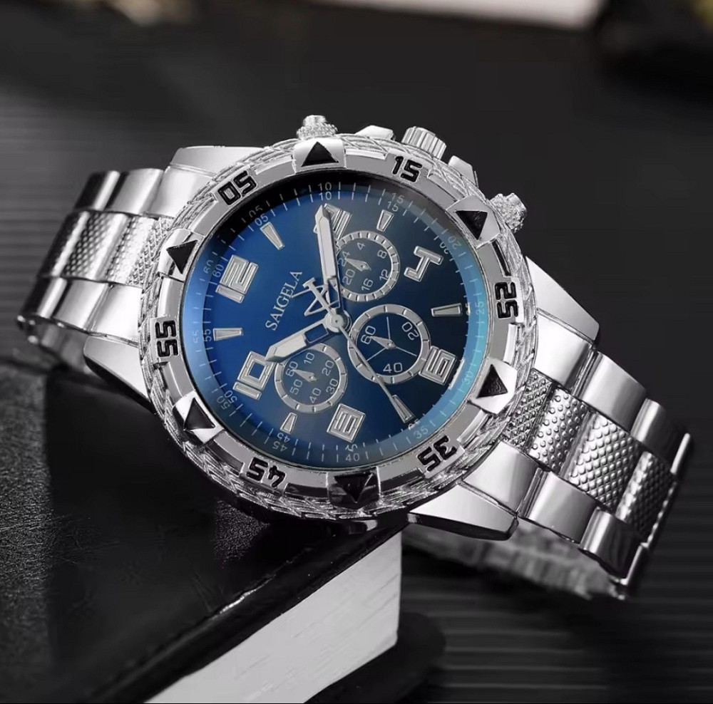 Годинник чоловічий сріблястий з темним циферблатом Сміла - фото 3