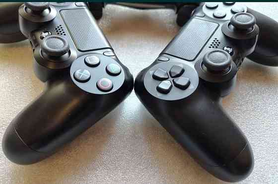 Джойстик Без торгу.
PS4 геймпади оригінали, DUALSHOCK 4 Киев