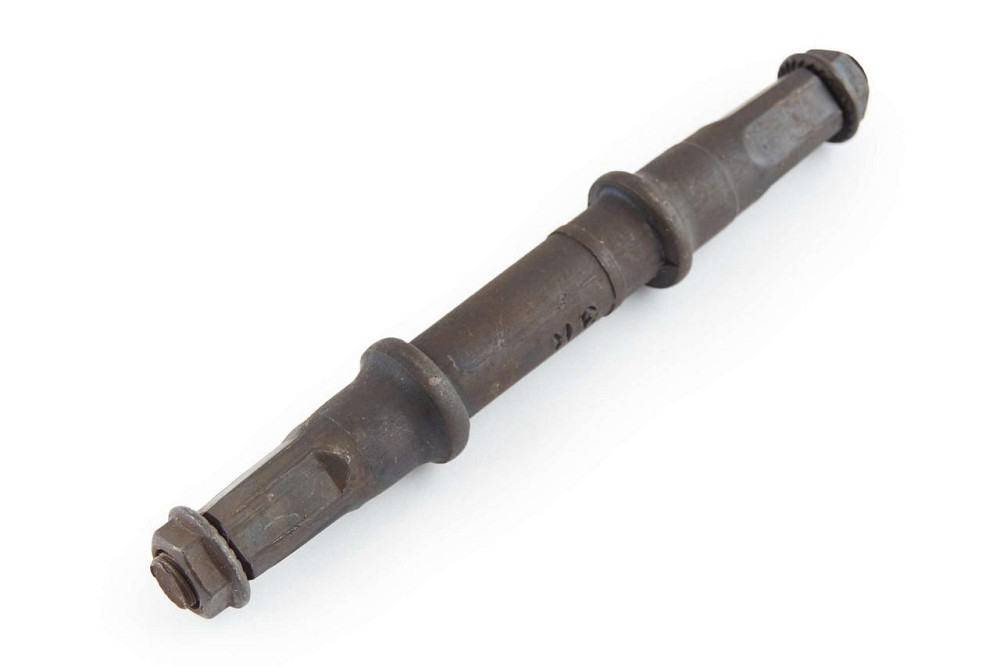 Вісь каретки велосипедна (квадрат) Мукачево - фото 1