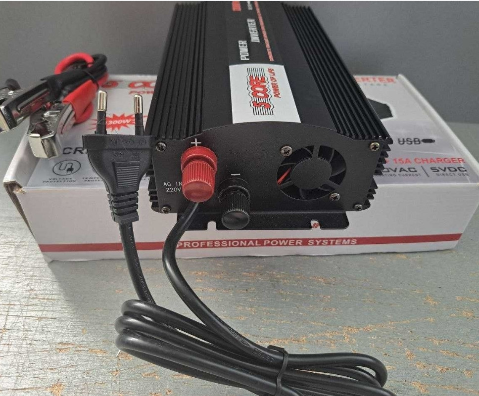 Безперебійник Інвертор із зарядкою 1300W 15 А Перетворювач 12V на 220 V. Київ - фото 2