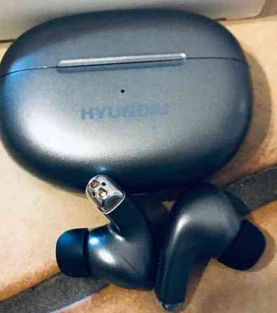 Наушники Hyundai. Харьков