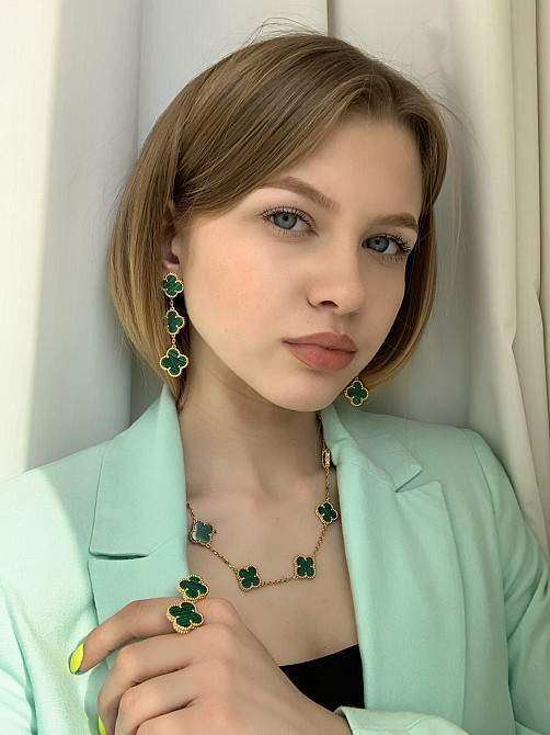 Тройные серьги клевер зеленые в лимонном золоте / Сережки Ванклиф (Vancleef) под малахит Одесса - изображение 2